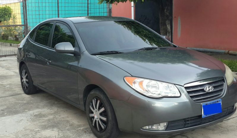 Usados: Hyundai Elantra 2008 estándard 5 velocidades full