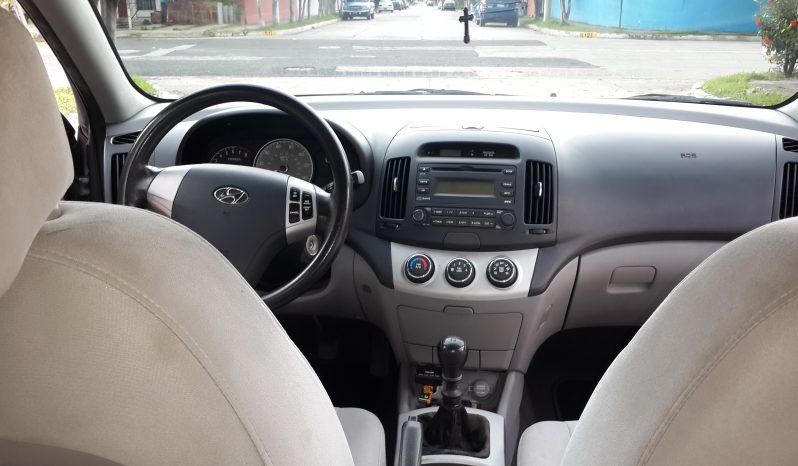 Usados: Hyundai Elantra 2008 estándard 5 velocidades full