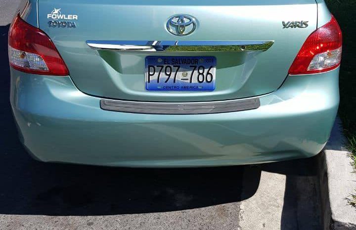 Usados: Toyota Yaris 2009 en El Salvador full