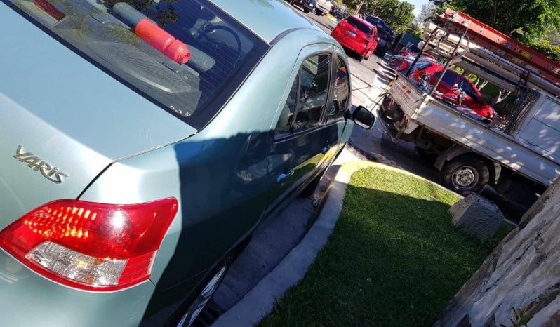 Usados: Toyota Yaris 2009 en El Salvador full