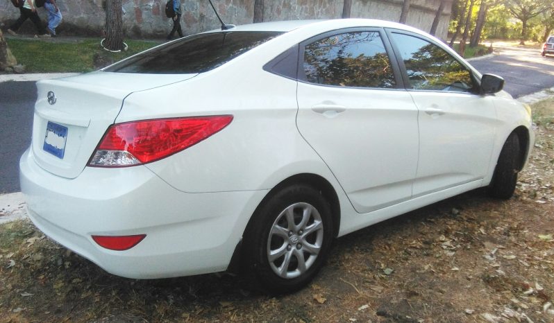 Usados: Hyundai Accent 2012 en El Salvador full