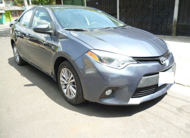 Vendo Toyota Corolla 2014, Sedan, Automático, full extras (vidrios y espejos eléctricos, cierre central), Pantalla táctil con USB, bluetooth y entrada auxiliar, camara de retroceso, A/C, rines, halogenos, muy económico, $10800 ¡Precio Negociable!, Inf. al correo ó 79502922