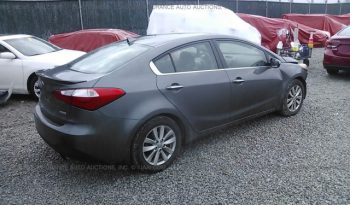 Usados: KIA Forte 2014 a reparar en El Salvador full