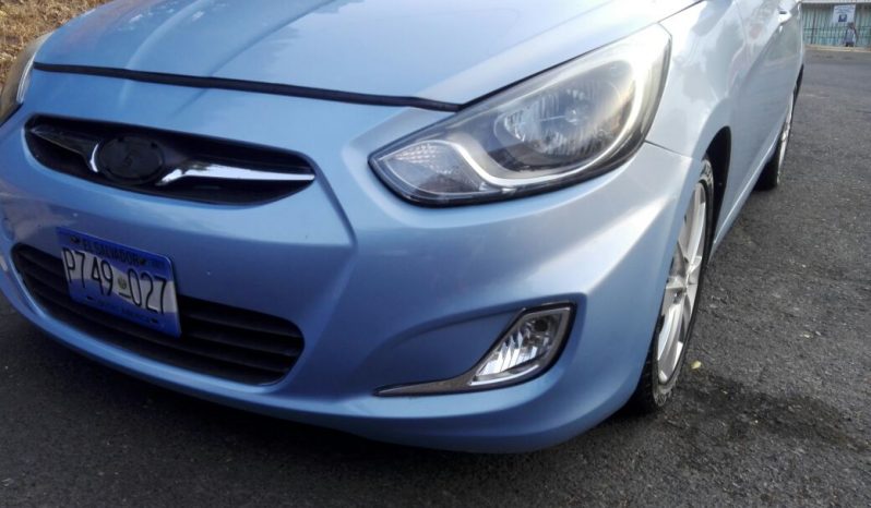 Usados certificados: Hyundai Accent 2014 secuencial en El Salvador full