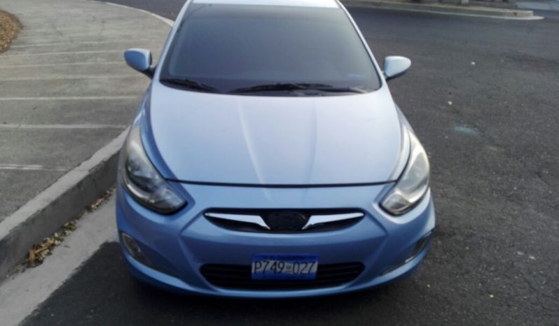 Usados certificados: Hyundai Accent 2014 secuencial en El Salvador full