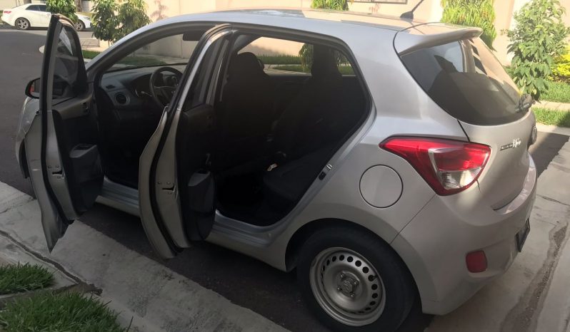 Hyundai Grand i10 2015 full