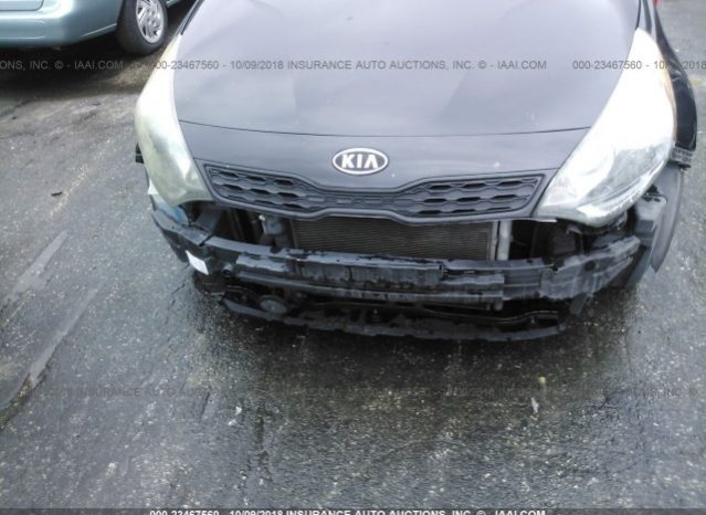 KIA Rio 2012 full