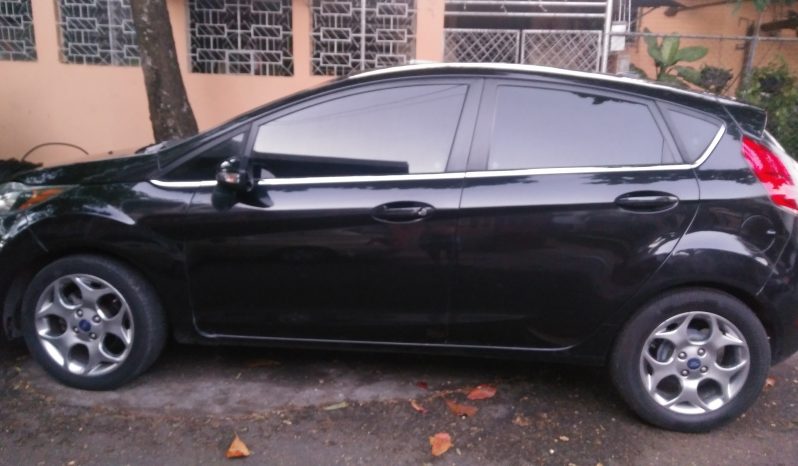 Ford Fiesta 2012 full