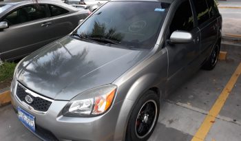 KIA Rio 2010 full