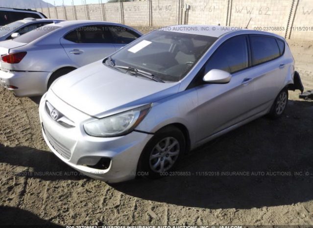 Hyundai Accent 2012 full