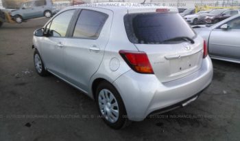 Toyota Yaris 2015 full