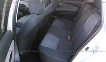 Toyota Yaris 2015 full