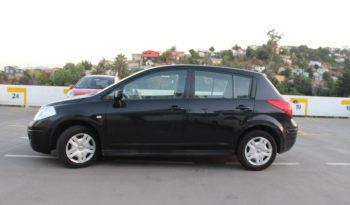 Nissan Tiida 2011 full