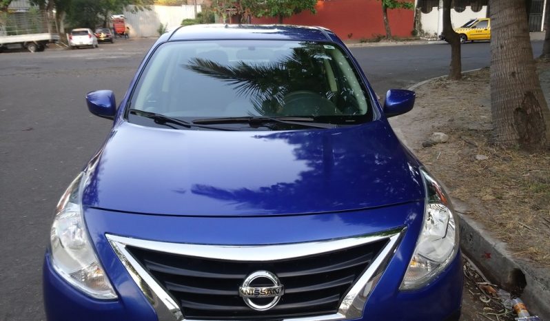 Nissan Versa 2016 MOTOR 1.6 cc * PAQUETE ELÉCTRICO* MANDOS AL TIMÓN * ESTÉREO DE FÁBRICA* CONTROL REMOTO Y ALARMA DE FABRICA* AIRE ACONDICIONADO HELANDO* APERTURA DE BAÚL A DISTANCIA