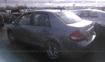 Nissan Versa 2011 full