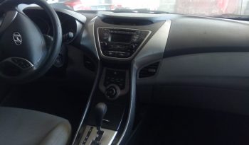 Hyundai Elantra 2013 $6850 Negociables año 2013 automatico full extras bolsas buenas puedes preguntar sin compromiso