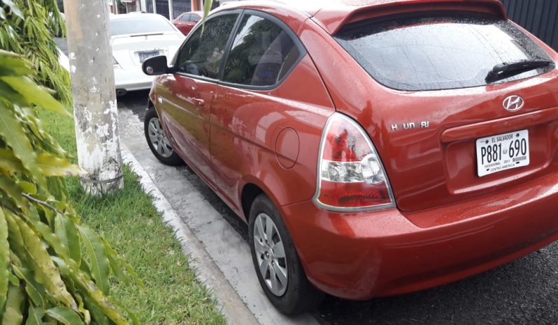 Hyundai Accent 2011 full