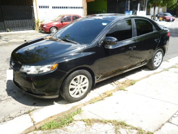 KIA Forte 2012 full