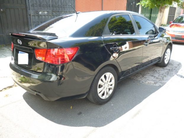 KIA Forte 2012 full