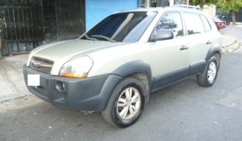 Hyundai Tucson 2010 full