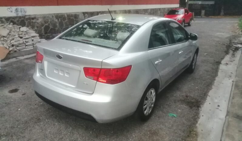 KIA Rio 2012 full