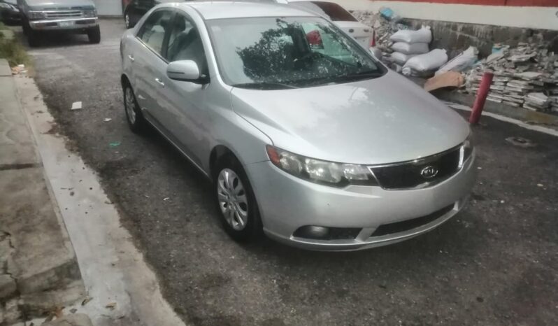 KIA Rio 2012 en El Salvador