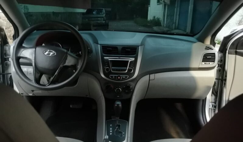 Hyundai Accent 2015 full