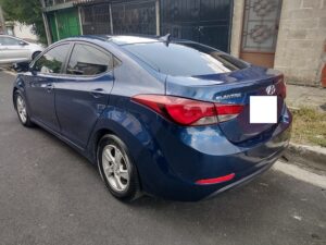 Hyundai Elantra 2015 usado en El Salvador